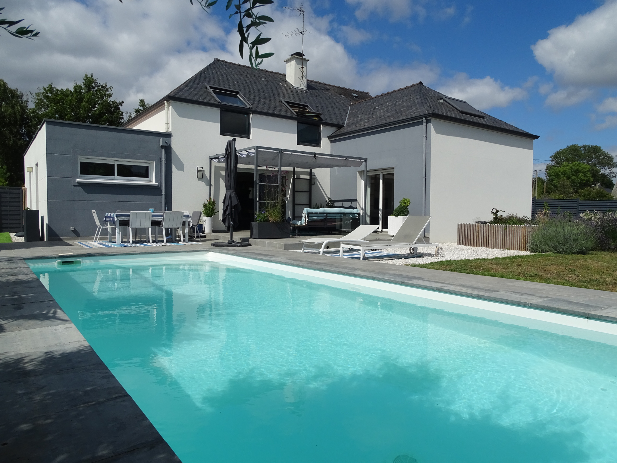 Pornichet 44380 – belle villa de 200 m² jardin paysager 800m² avec piscine